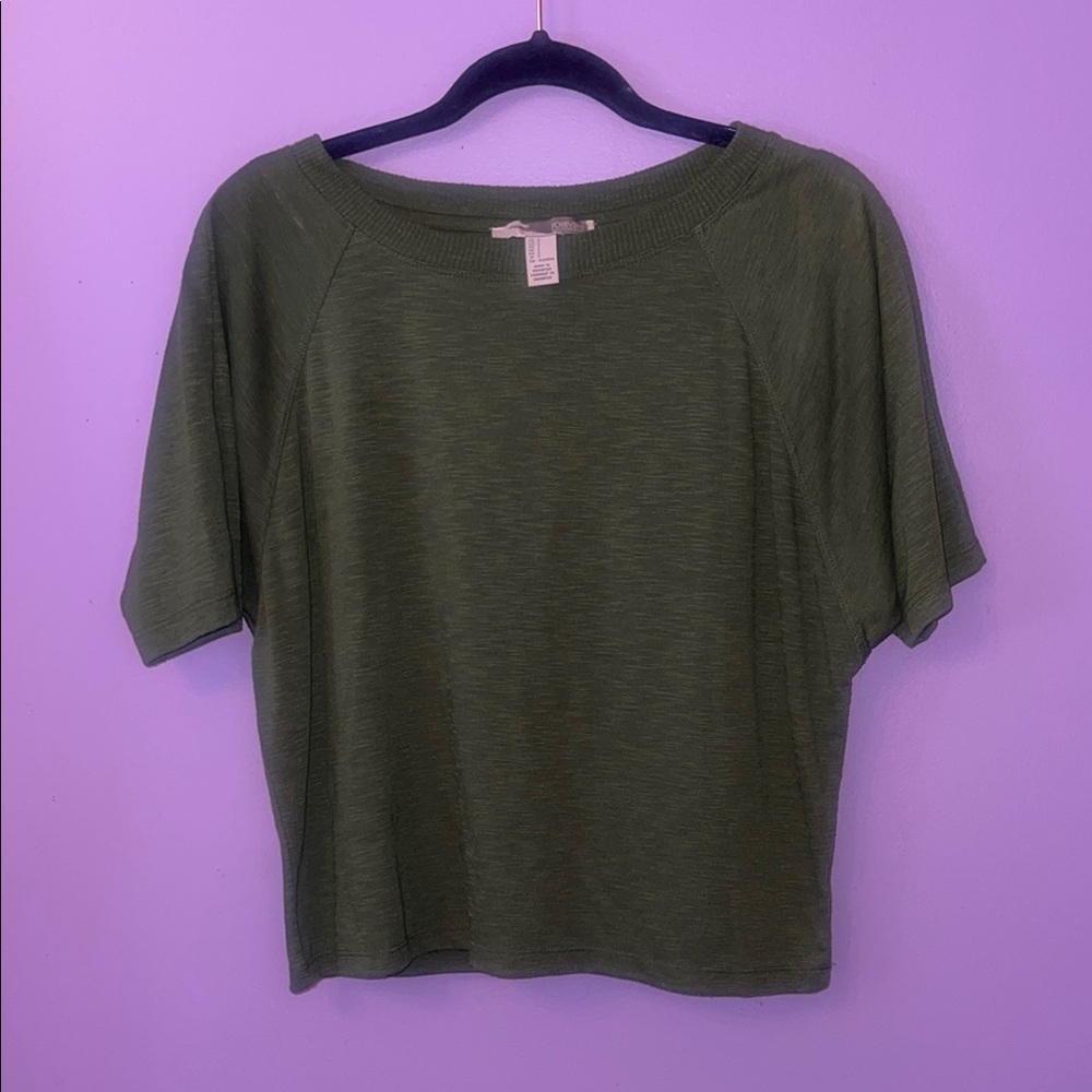 Forever 21 Green Boxy Short Sleeve T-Shirt
